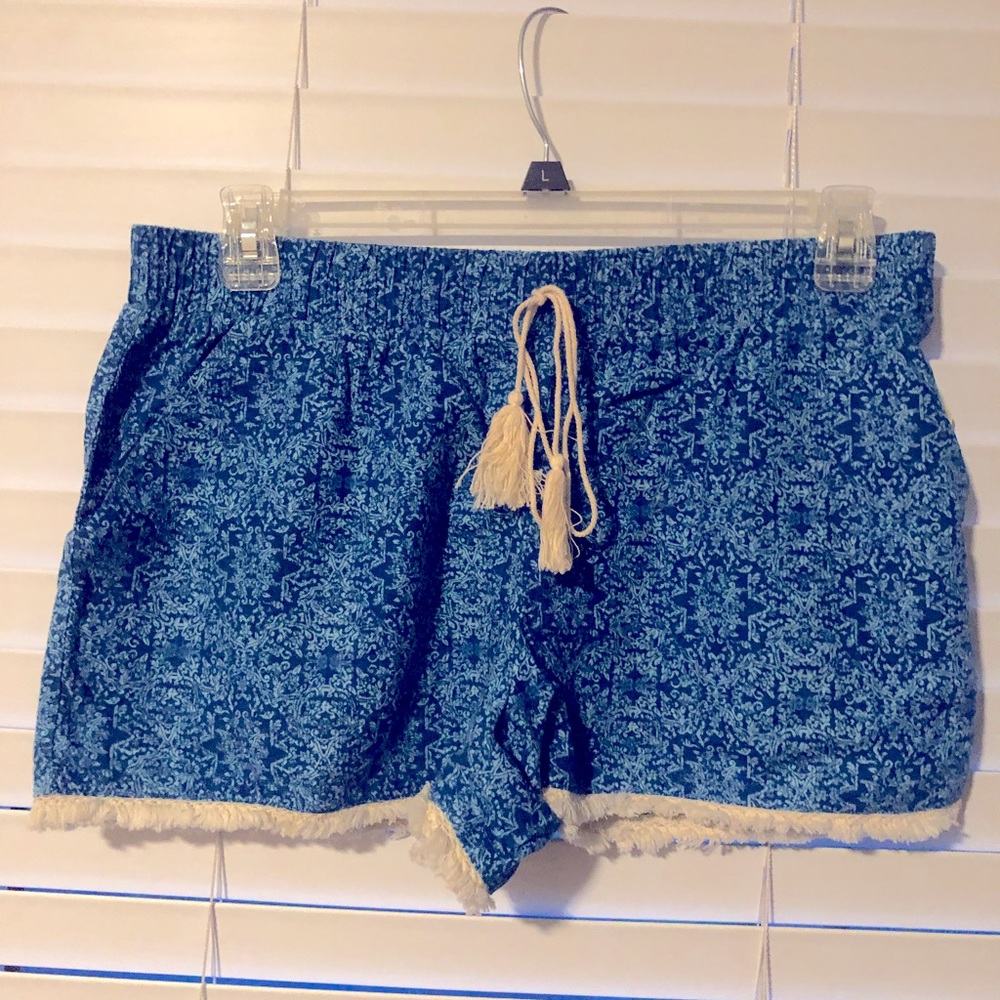 Lightweight shorts